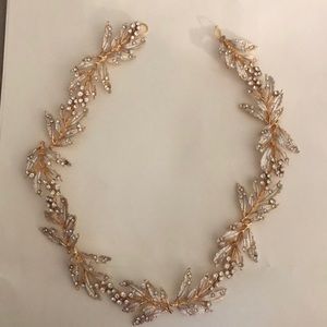 Gold bridal headpiece